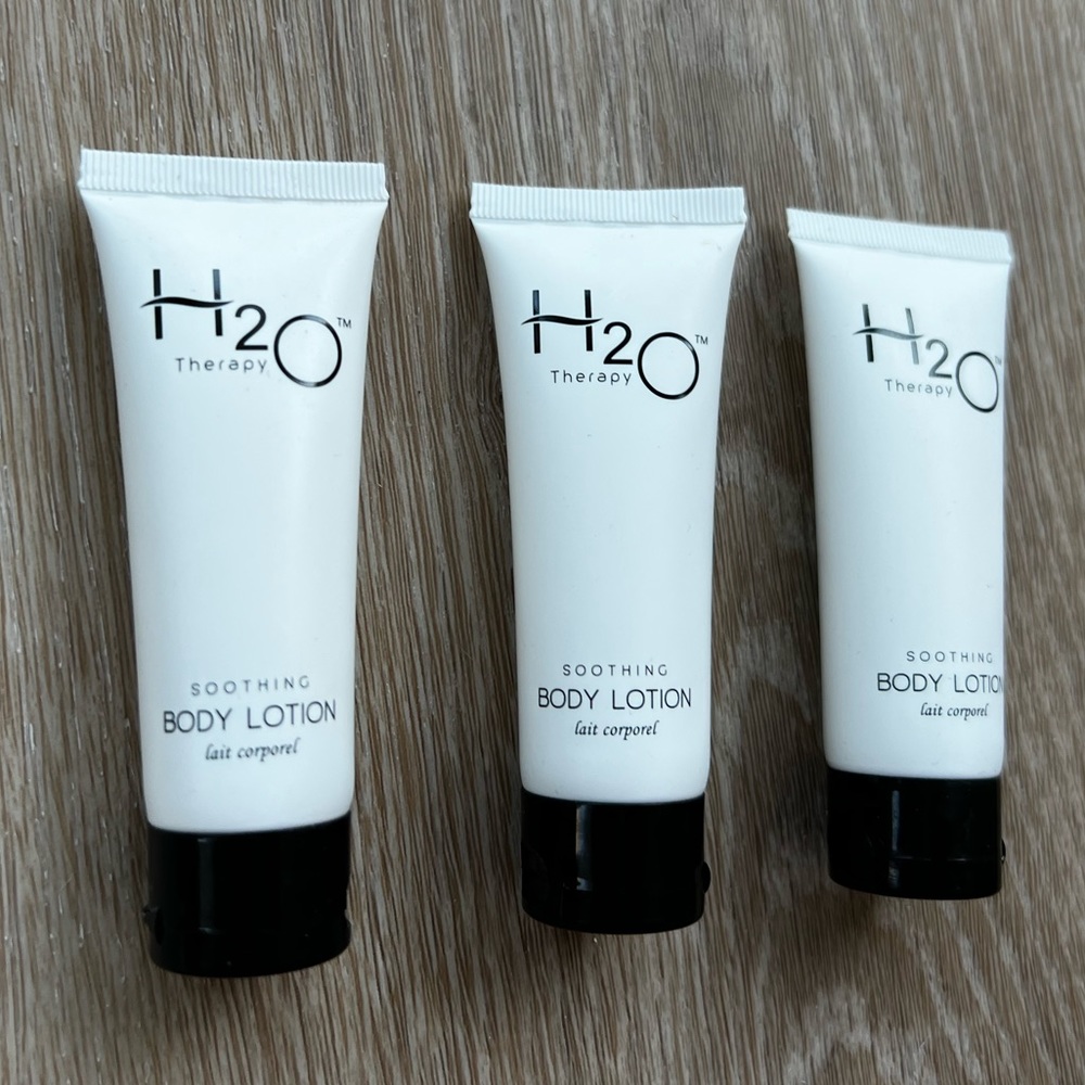 New! H2O Therapy Soothing Body Lotion Set
